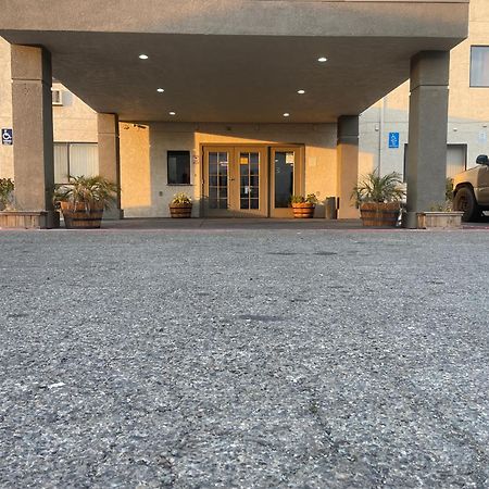 Sutter Inn Yuba City Extérieur photo