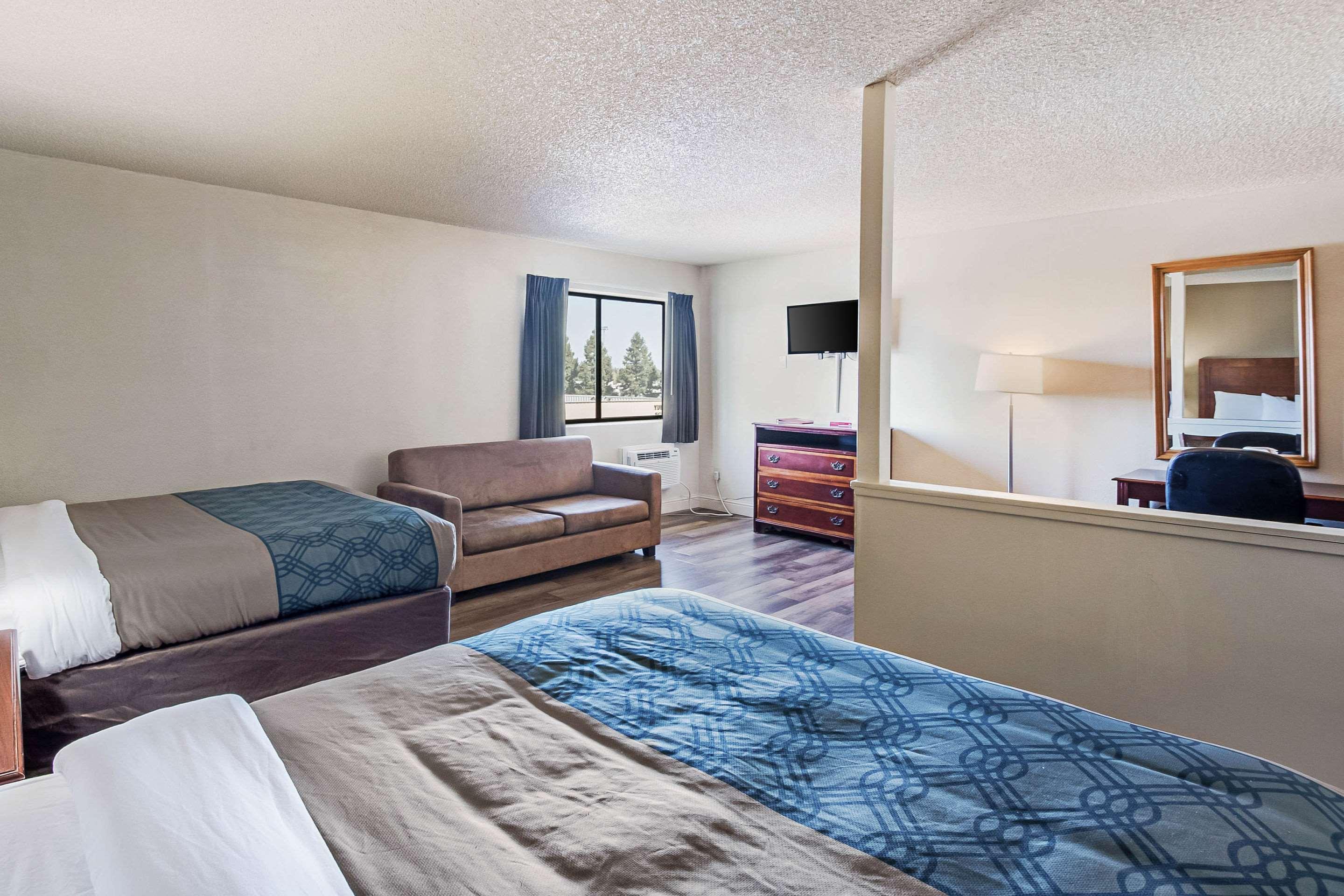 Sutter Inn Yuba City Extérieur photo