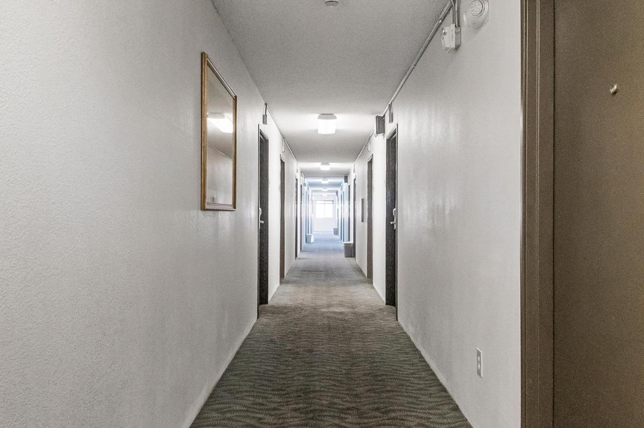 Sutter Inn Yuba City Extérieur photo