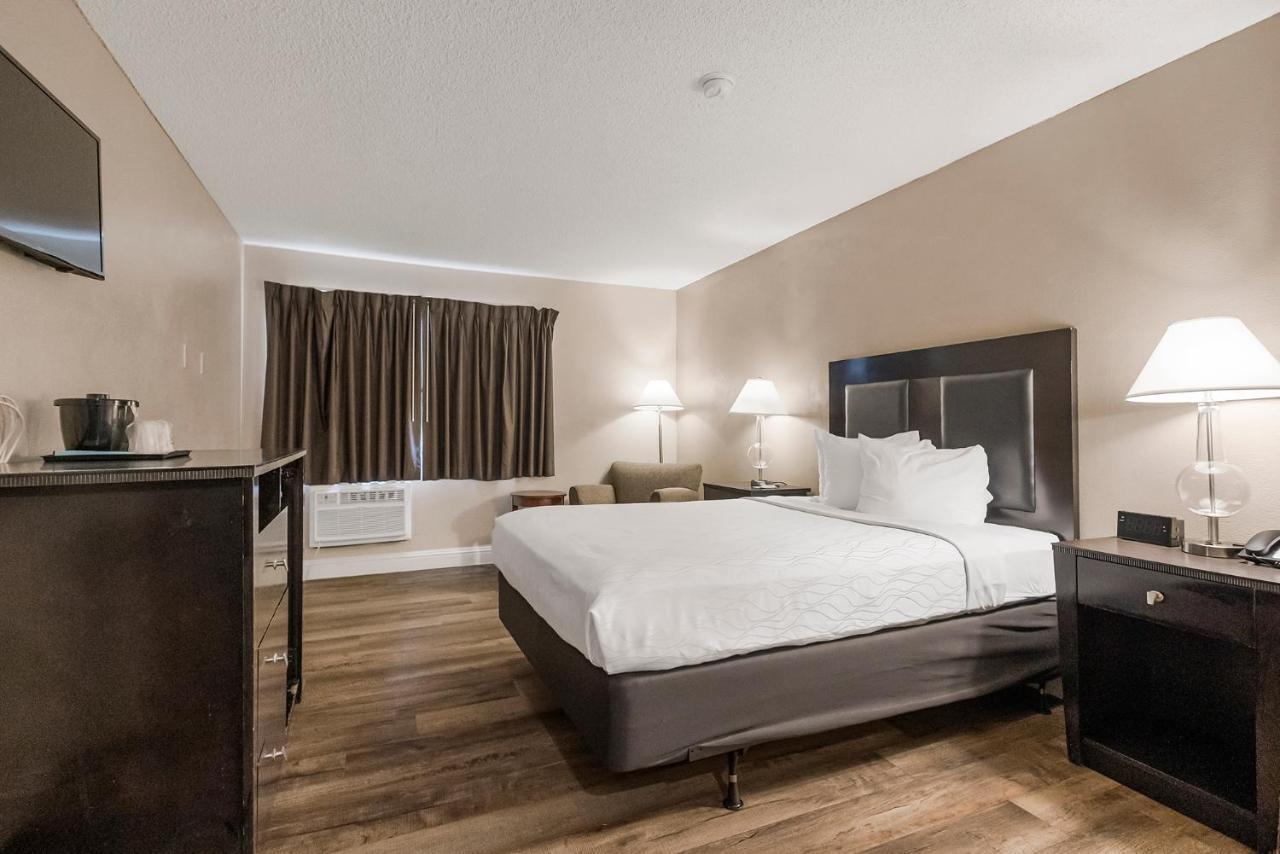 Sutter Inn Yuba City Extérieur photo
